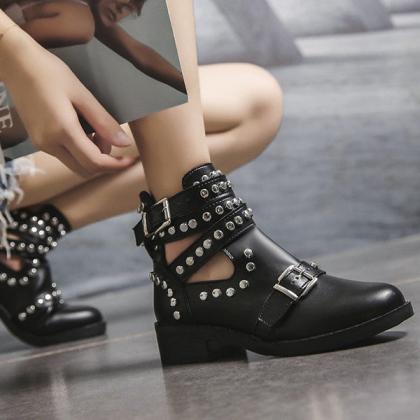Veooy Studded Cut Out Buckle Strap Chunky Heel..