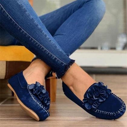 Veooy Women Comfy Slip-on Flower Suede Loafers