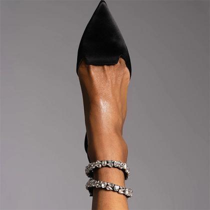 Veooy Patent Leather Pointed Toe Ad..