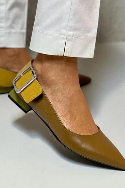 Veooy Pointed Toe Leather Buckle Embrellished Slip-on Flats